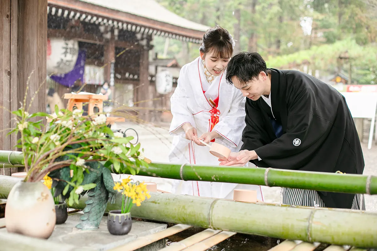 建部大社で神前結婚式 お清め